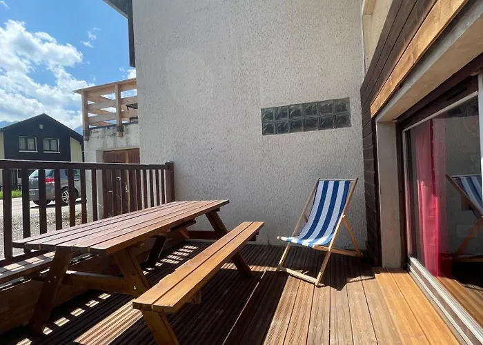 Appartement 4 à 6 P Proche Télécabine Et Centre *